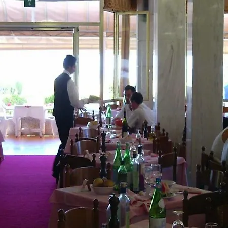 Imperial Hotel 3*